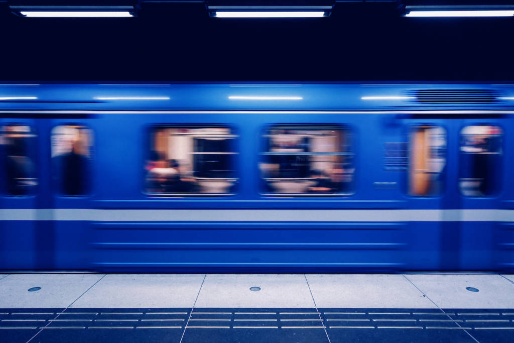Metro in motion